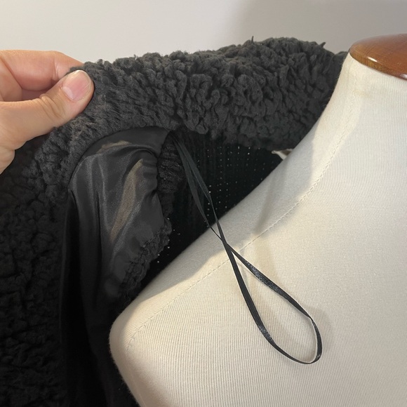 NWOT Soft Surroundings Faux Fur Sweater Vest - Picture 6 of 8